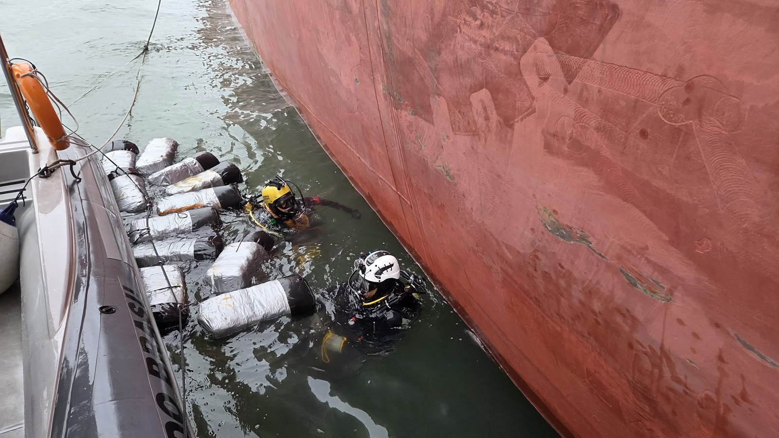 Divers retrieve drugs from ship sea chest